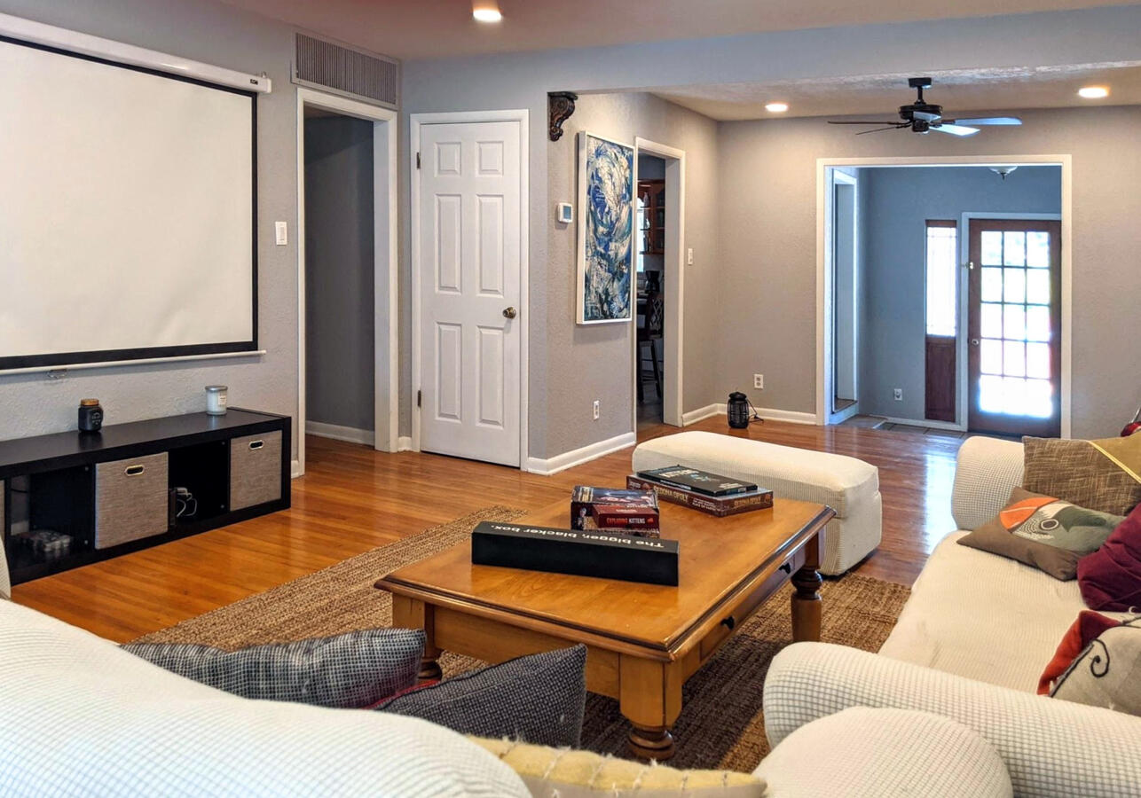 living room projector